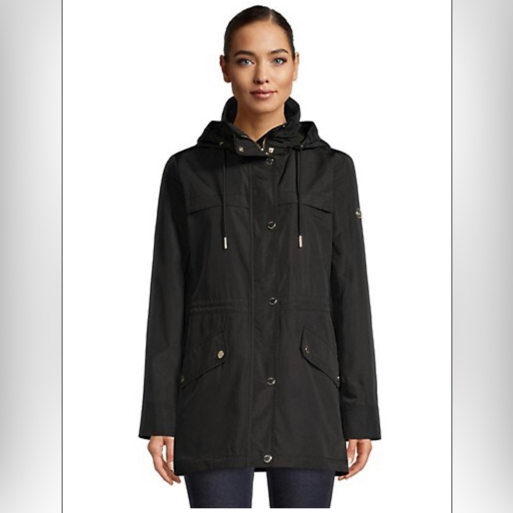 NWOT Michael Kors Anorak Jacket
Never worn